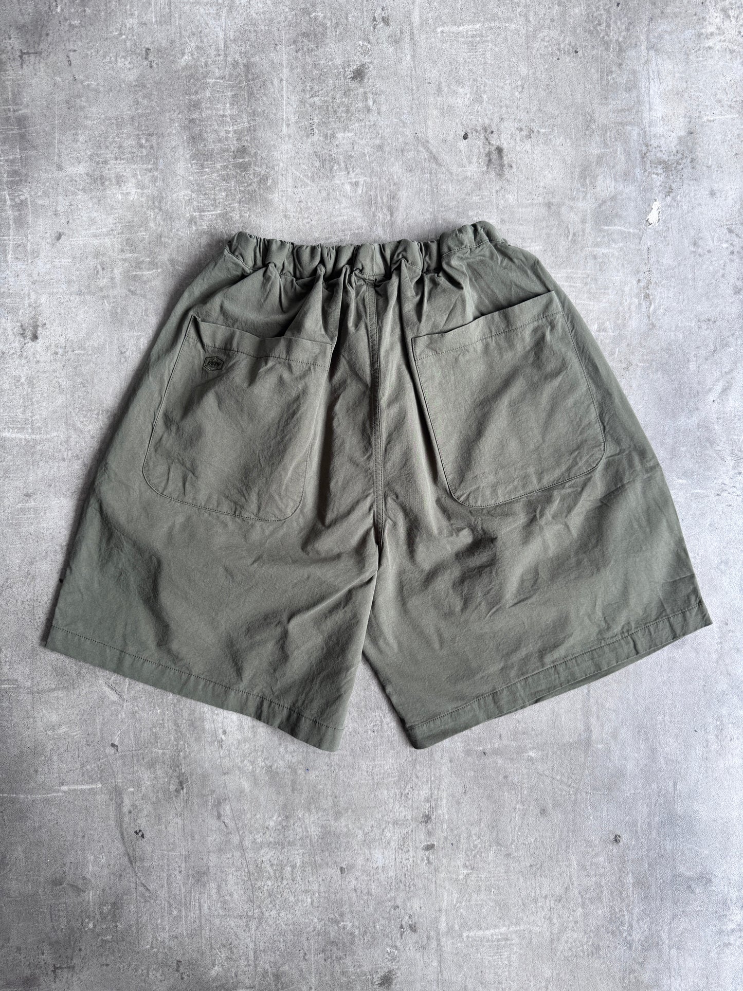 Kappy Korea Two Tuck Pleated Wide Half Pants - Khaki | O/S, Multicoloured