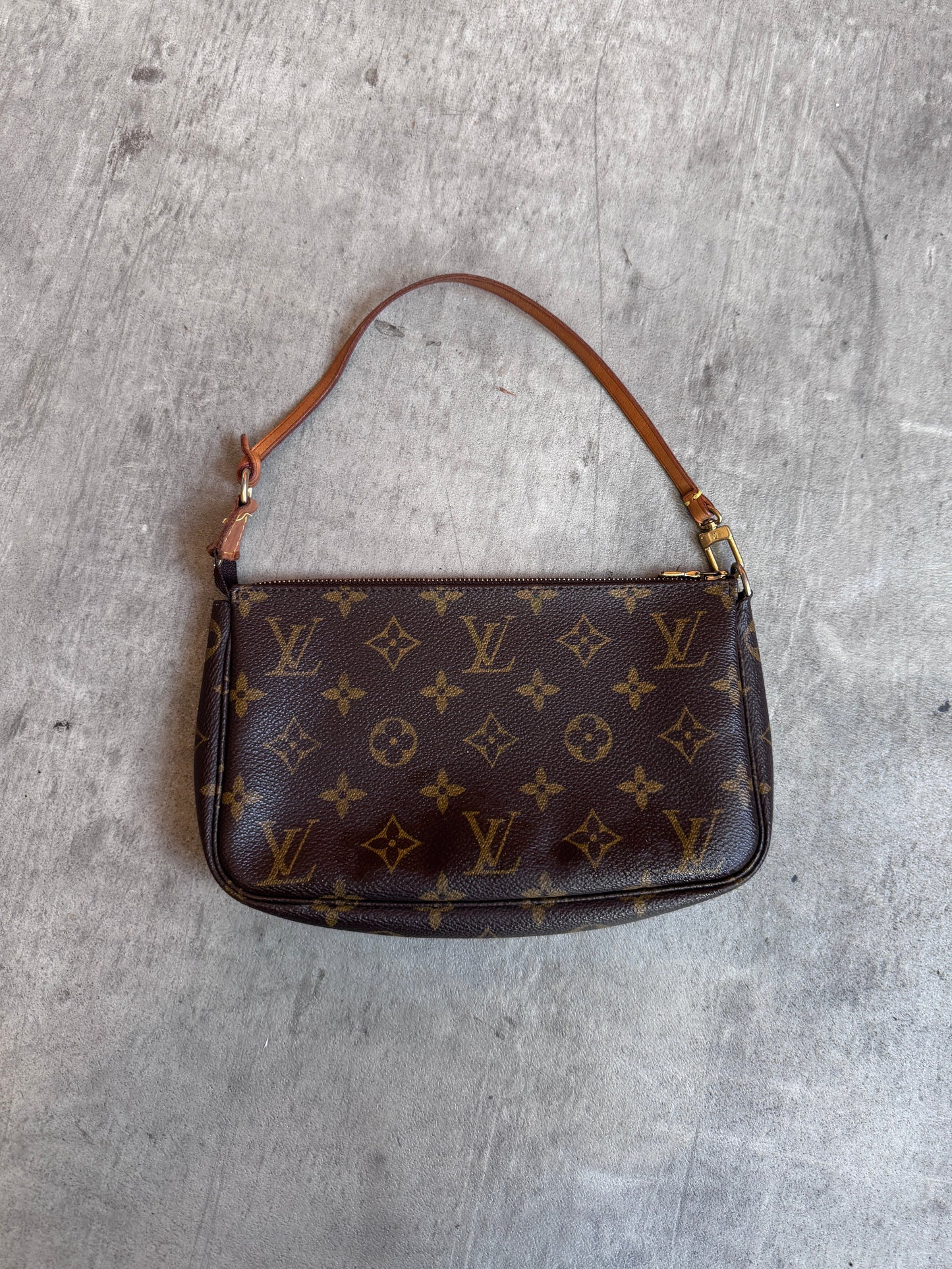 Louis Vuitton Monogram Pouchette