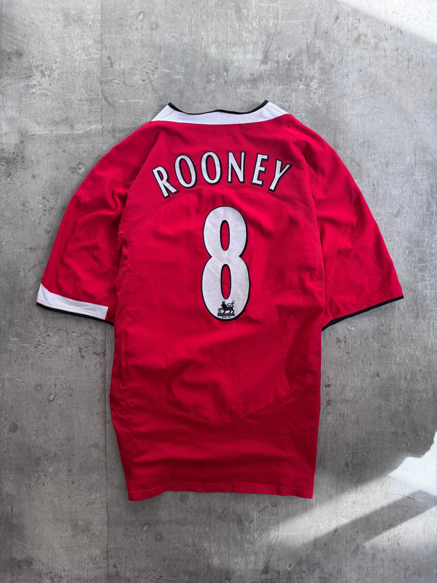 2004-05 Manchester United Home 'Rooney 8' Football Shirt