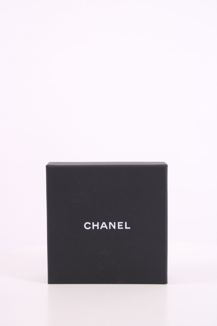 https://cdn.shopify.com/s/files/1/0770/3278/4192/files/IMG_6193_cfebc97b-2d73-4dab-9092-e479d15b3255.jpg?v=1777389503