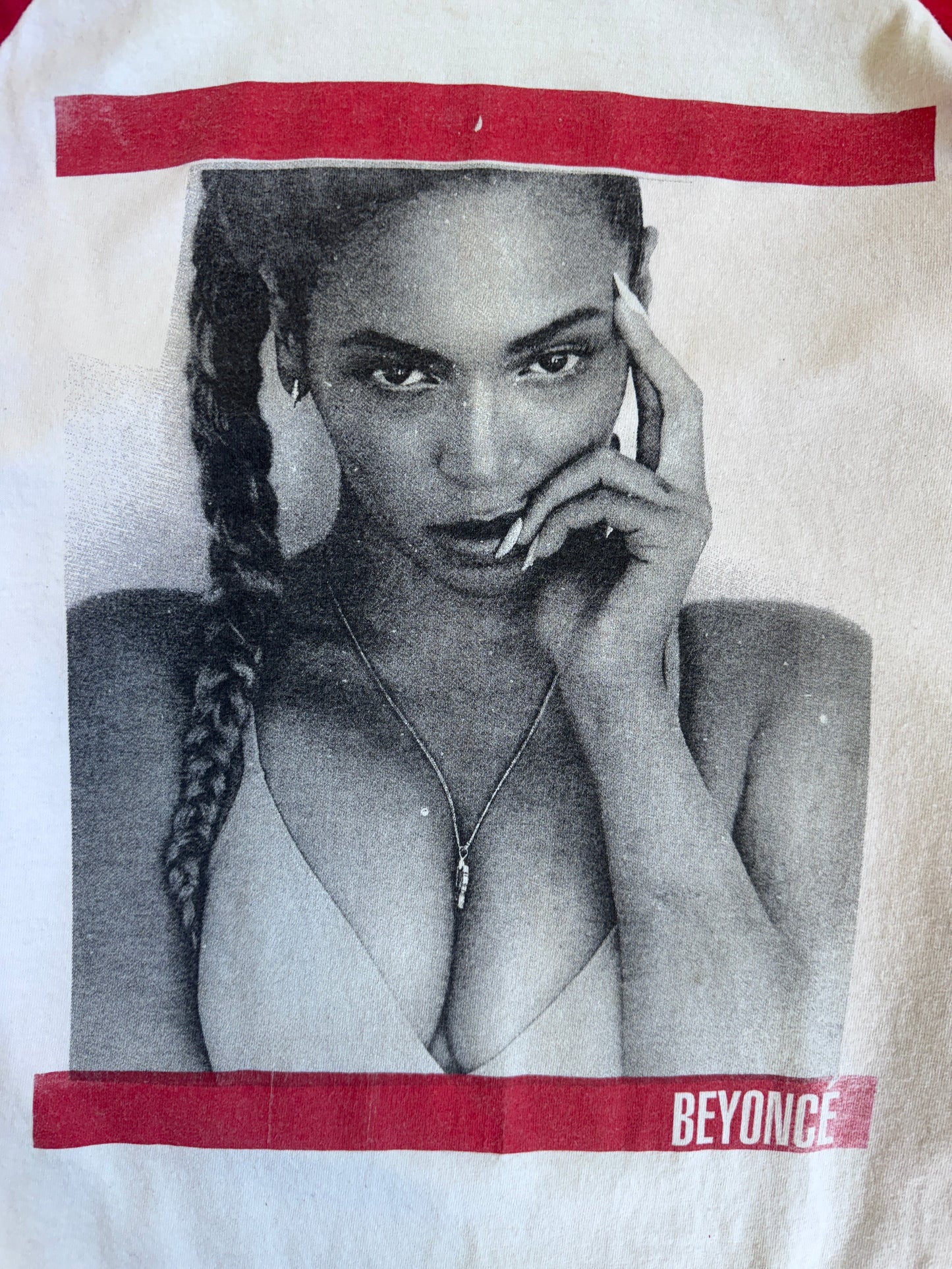 00s Beyonce Raglan Sleeve Graphic Tee