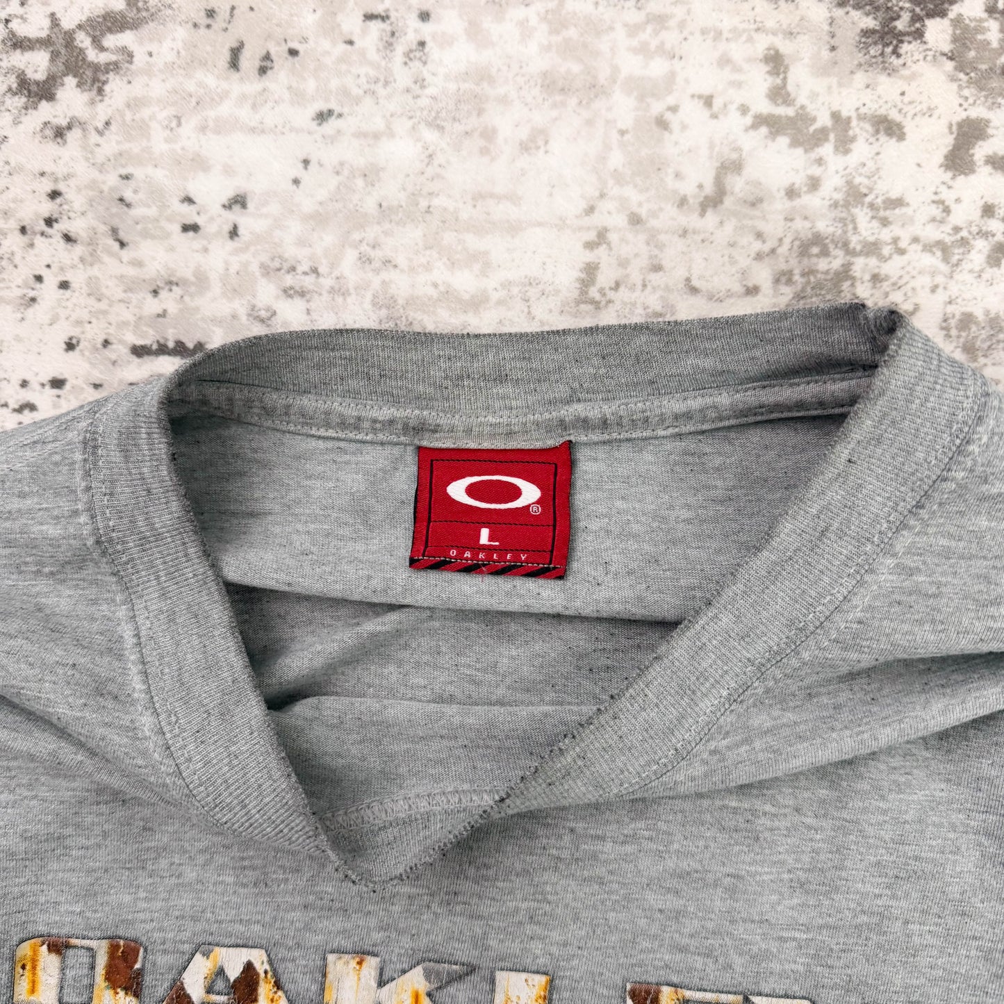 Oakly Graphic T-shirt (L)
