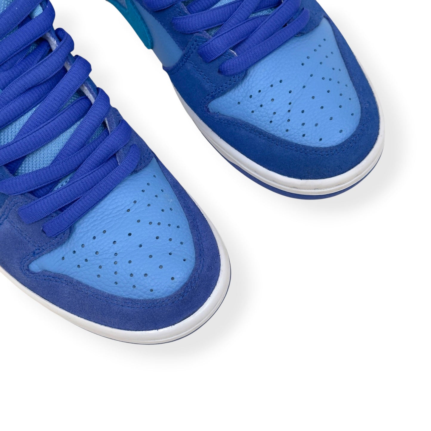 NIKE SB DUNK LOW TOP SNEAKER ‘BLUE RASPBERRY’ UK7 | UK 7, Blue
