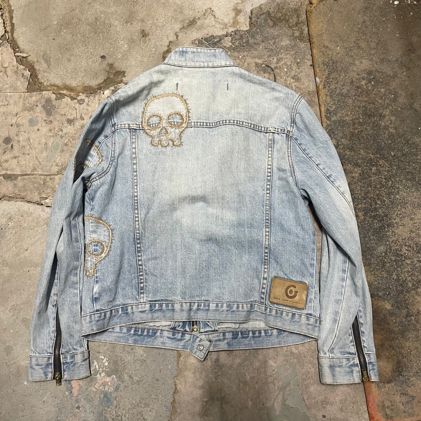 https://cdn.shopify.com/s/files/1/0909/3598/4473/files/IMG_7081.heic?v=1735842522