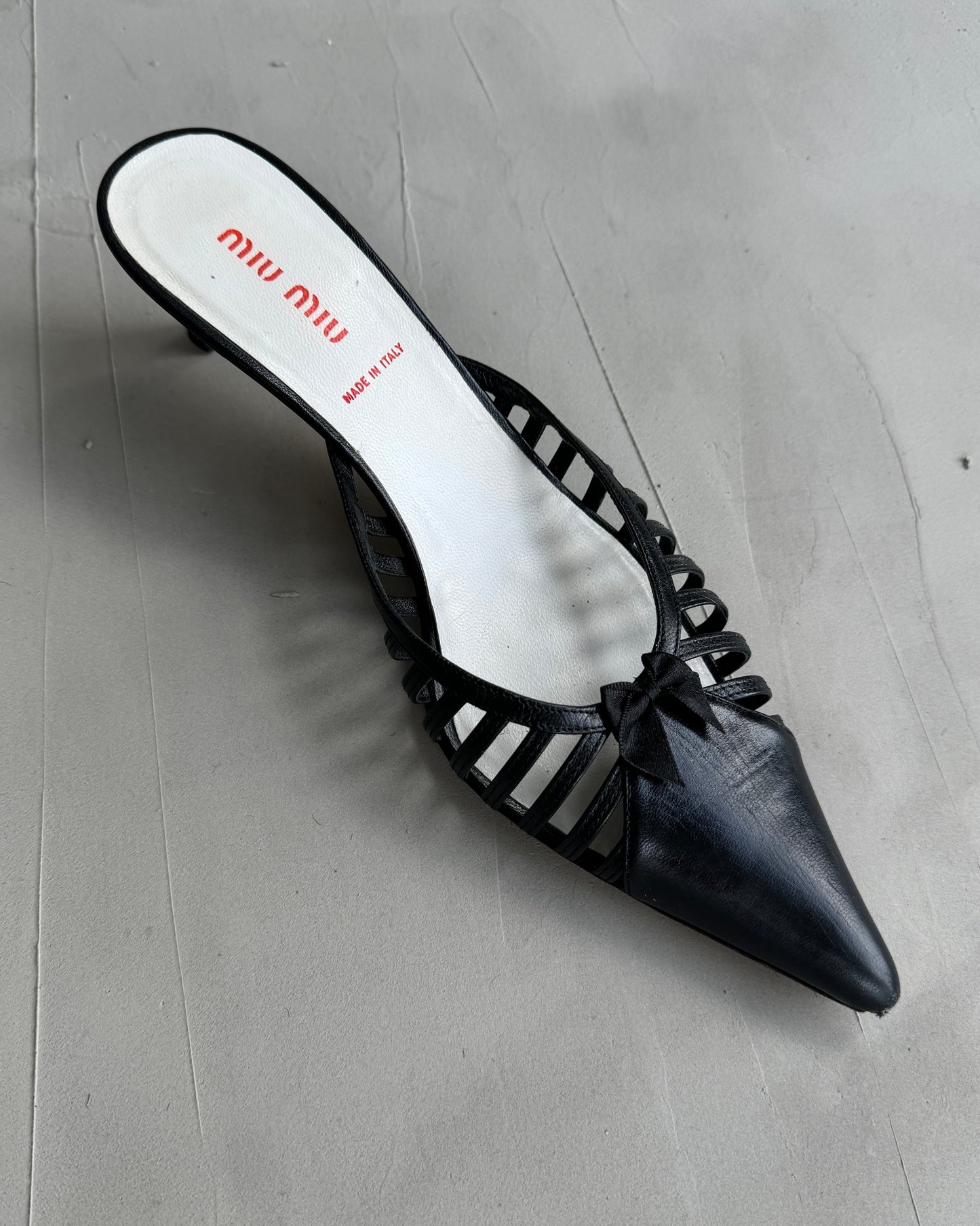 MIU MIU 2000'S LEATHER BOW KITTEN HEELS - EU 38.5 / UK 5.5 | UK 5.5, Black