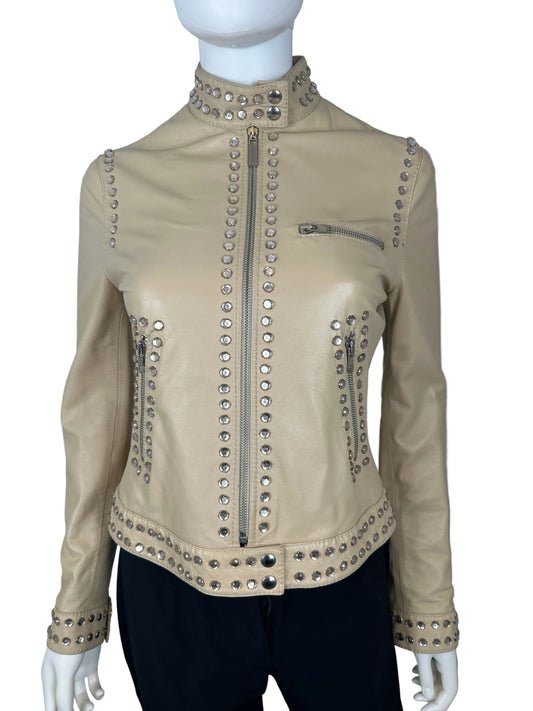https://cdn.shopify.com/s/files/1/0900/2729/5066/files/Moschino_Studded_Leather_Jacket.jpg?v=1774114724