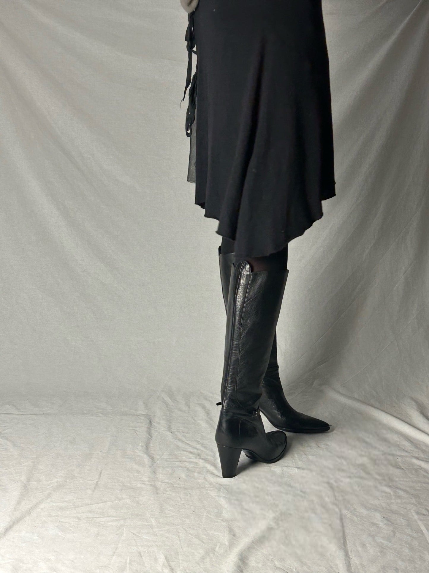 HELMUT LANG KNEE HIGH BUCKLE STRAP BOOTS | DEFAULT TITLE, Black