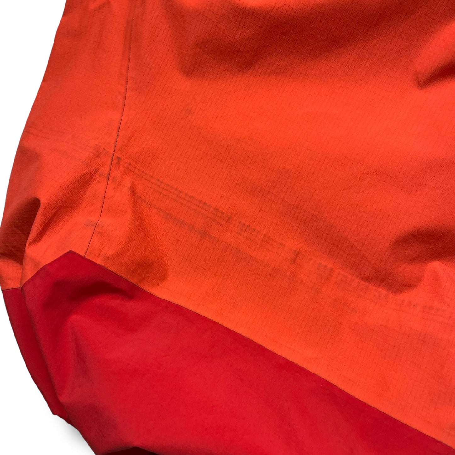 Vintage Arc’teryx Theta AR Gore-Tex Pro Jacket (M)