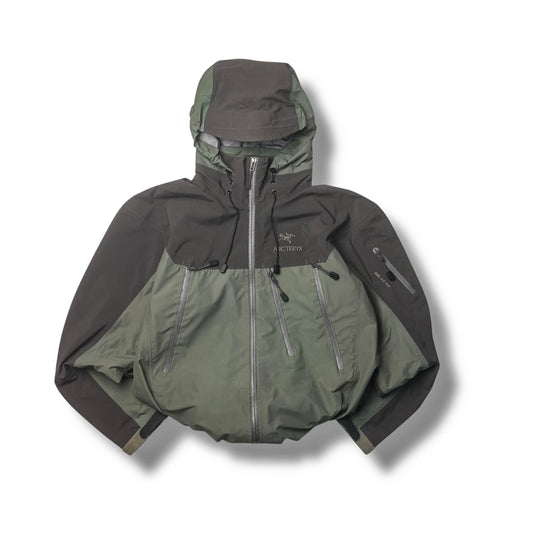 Vintage Arc'teryx Theta AR Gore-tex Shell Jacket (L)