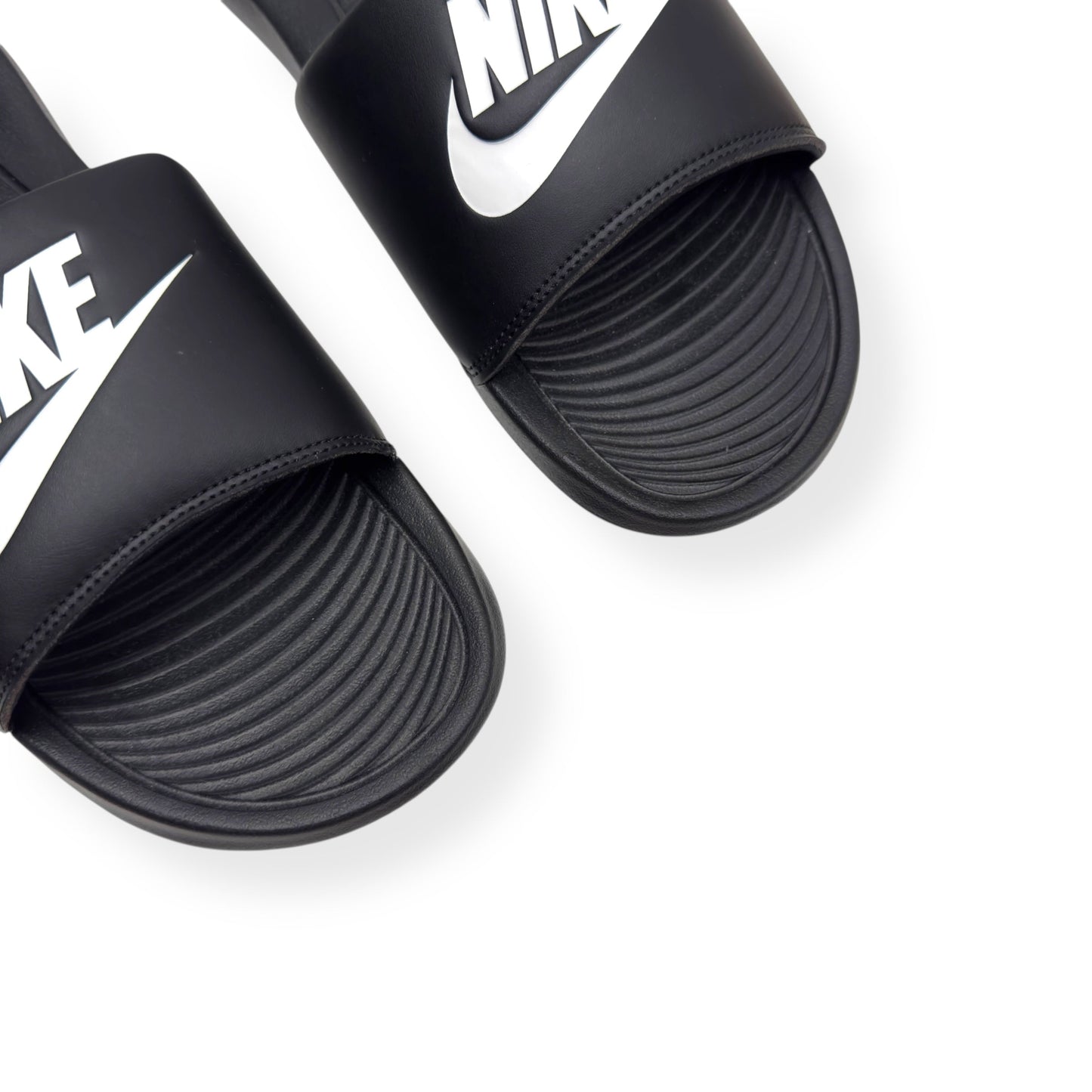 NIKE VICTORI ONE SLIDES BLACK / WHITE UK11 | UK 11, Black