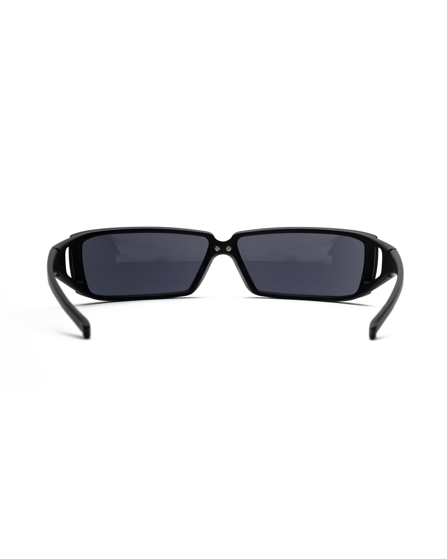 https://cdn.shopify.com/s/files/1/0818/5459/5398/files/Sting13.jpg?v=1784208128