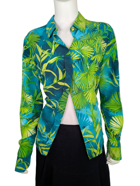 https://cdn.shopify.com/s/files/1/0900/2729/5066/files/Versace_Jungle_Print_Shirt_Mannequin.jpg?v=1769703800