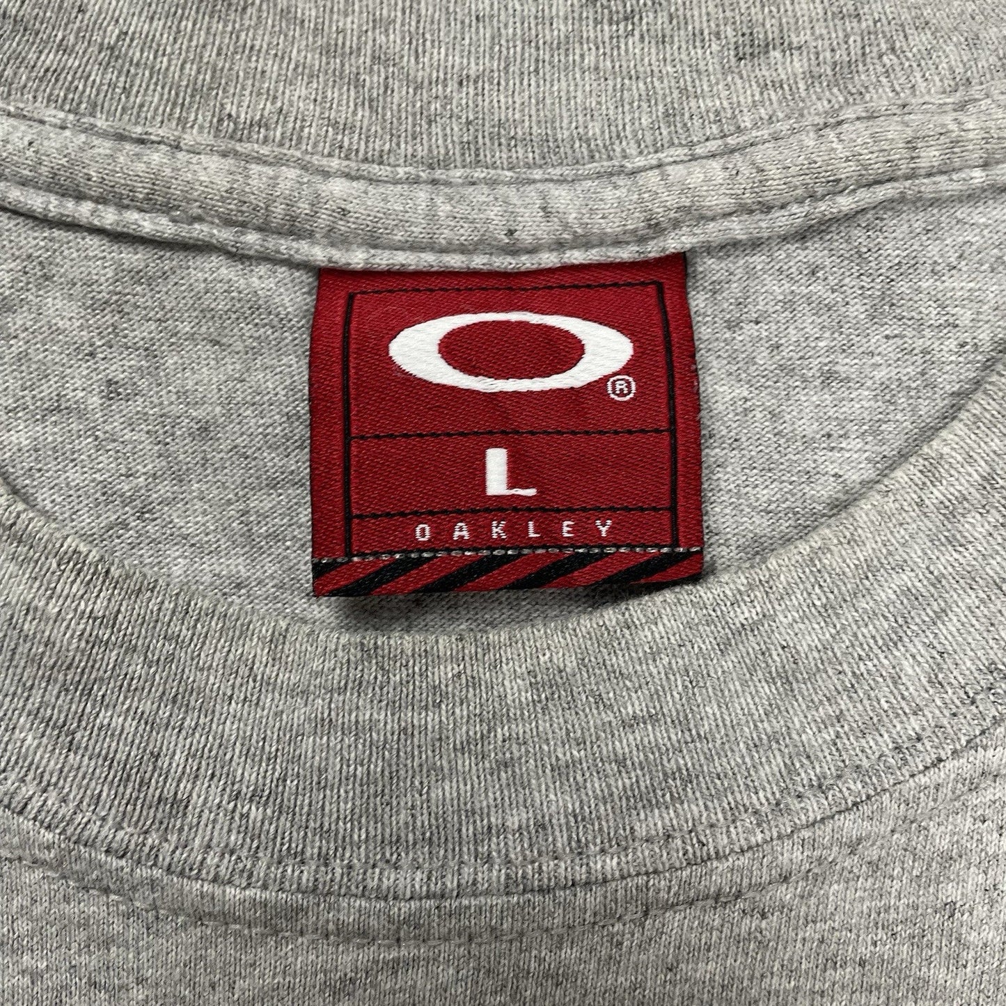 Vintage Oakley T-Shirt, Size Large | Oakley, Grey