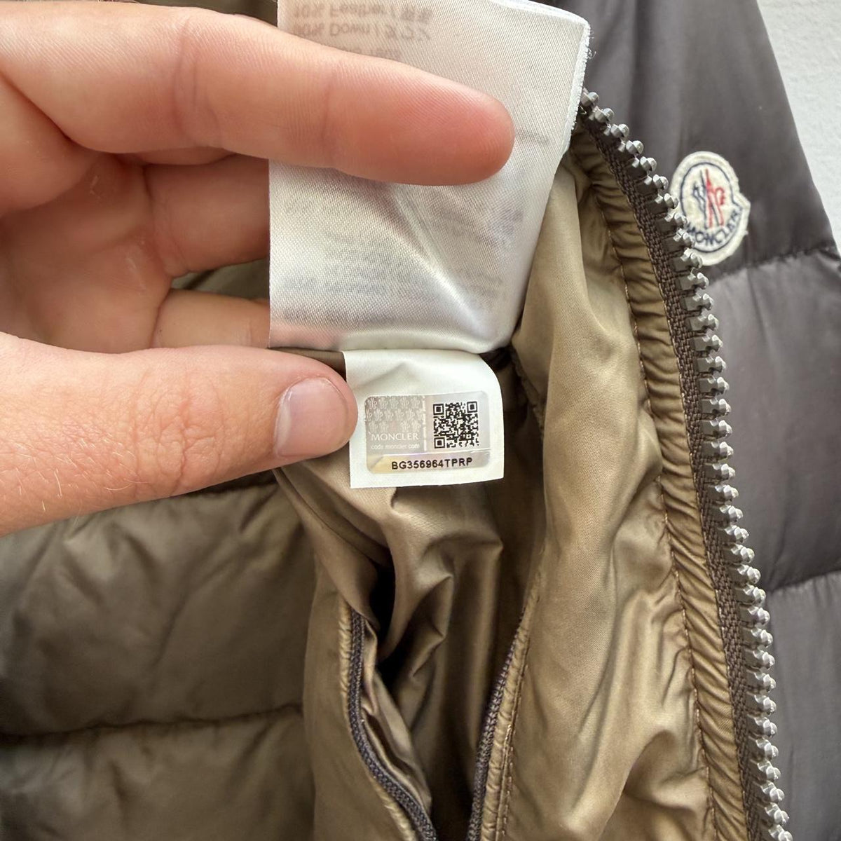 Moncler ‘Thomas’ Puffer Jacket (S) | Small, Red