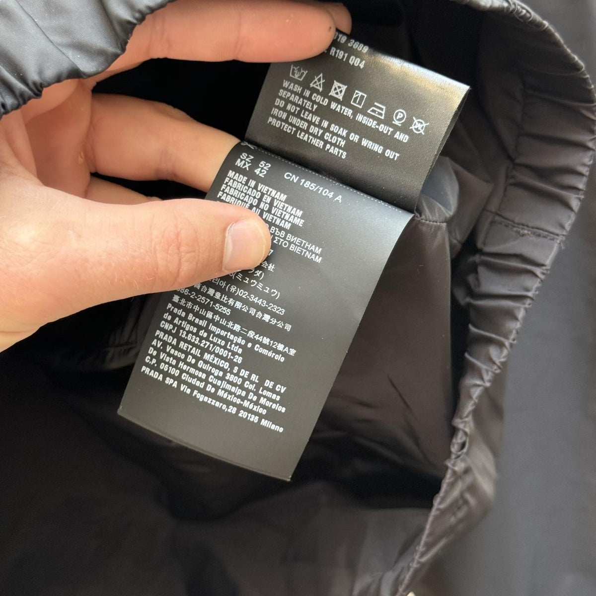 Prada Milano Windbreaker Jacket (L) | Large, Black