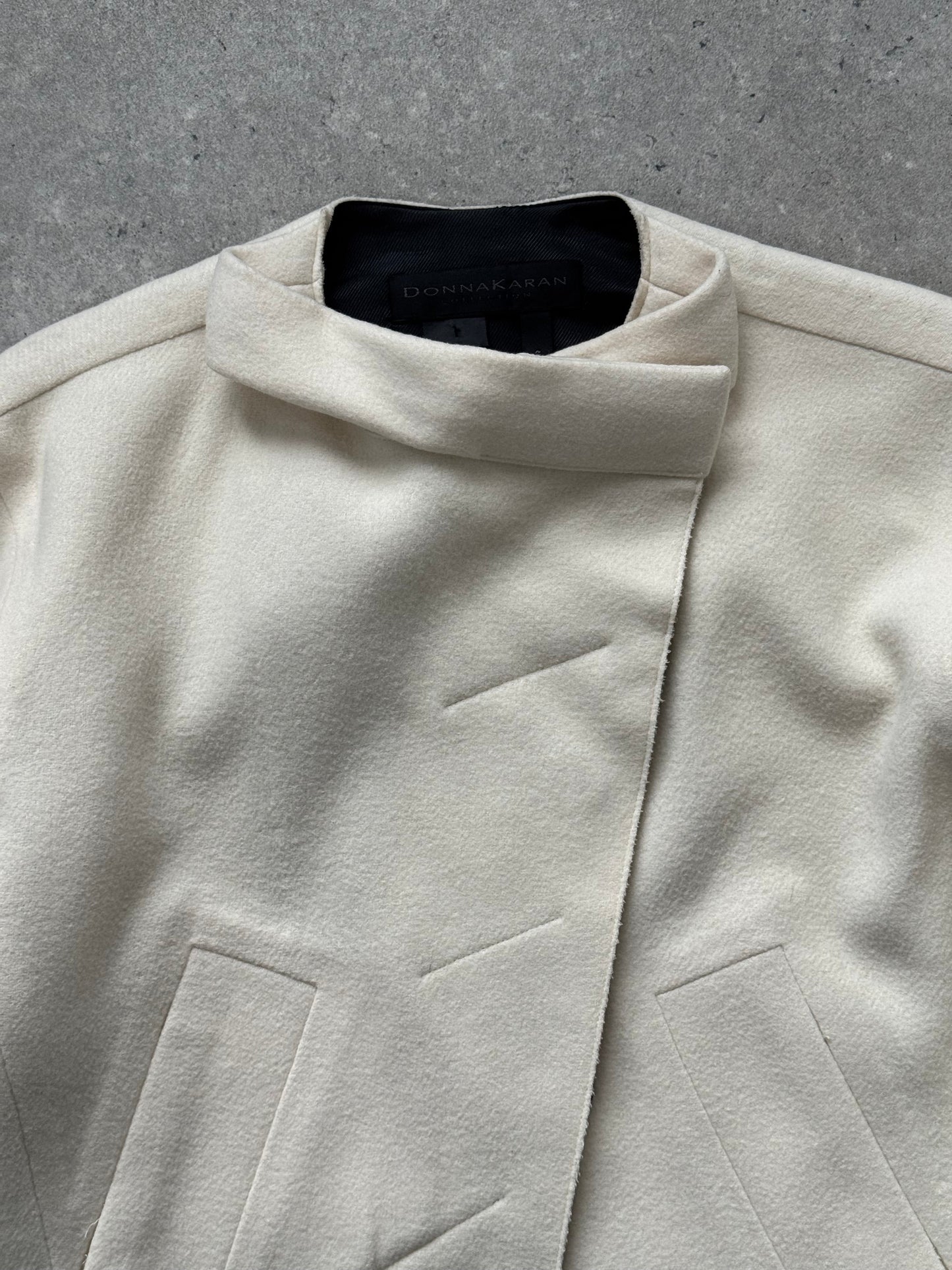 Donna Karan 2000s Pure Wool Cropped Jacket - M