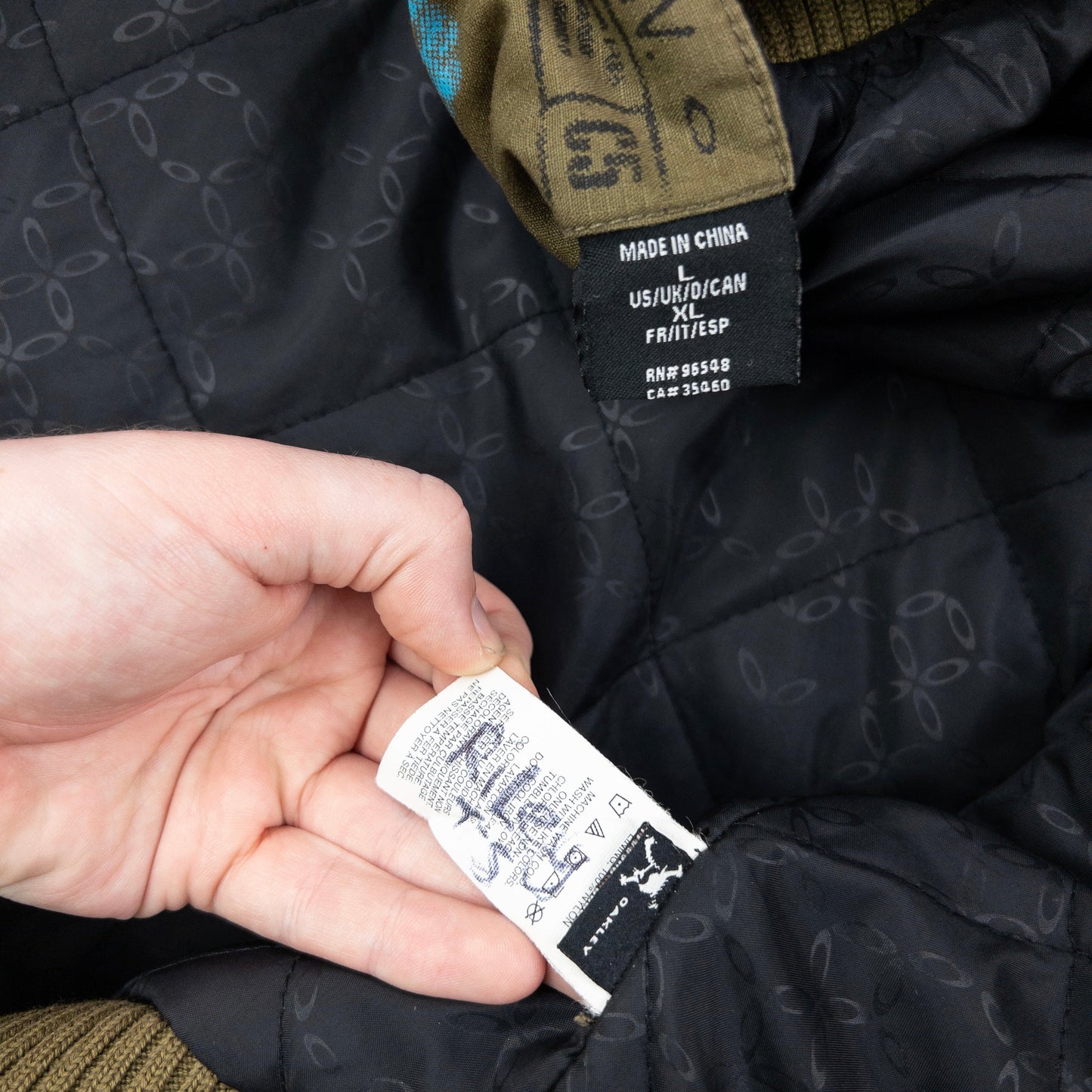 Vintage 2000s Oakley Zip Up Cargo Jacket Size XL | XL, Multicoloured