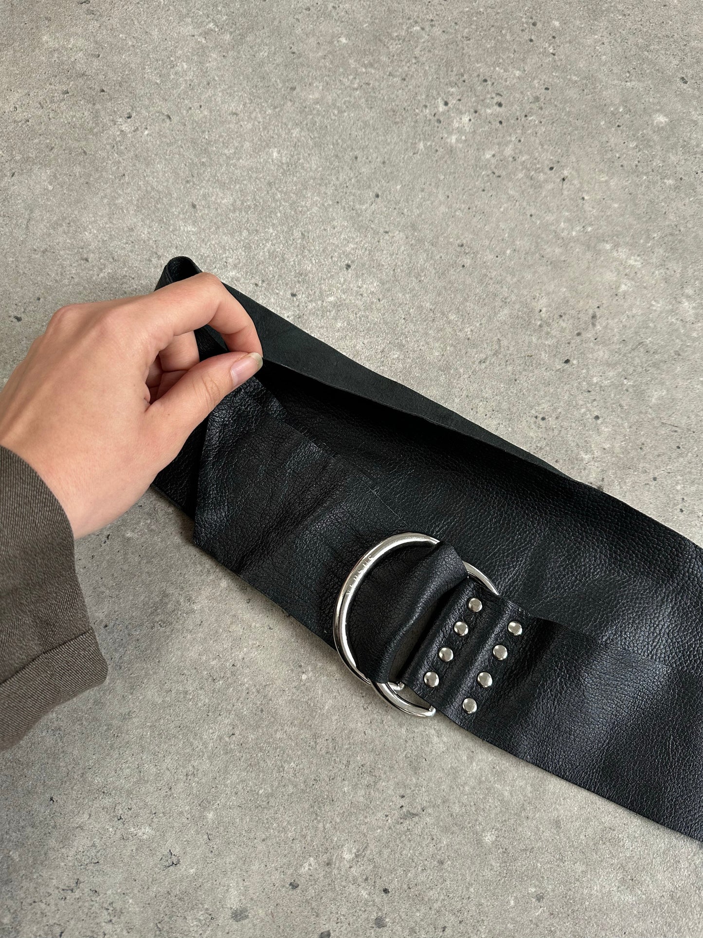 Gianni Versace Versus 1990s Leather Chunky Belt
