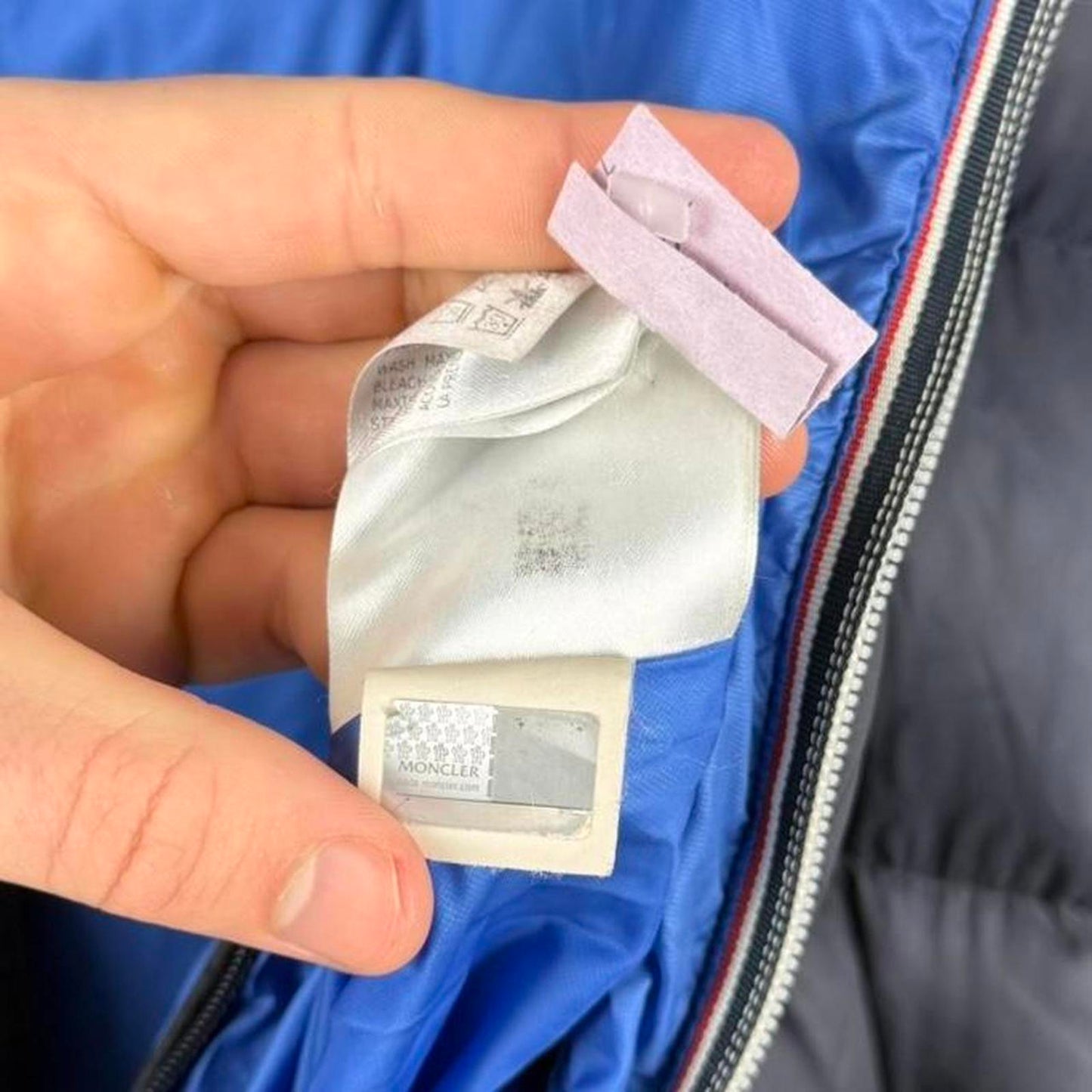 Moncler Lefranc Down Puffer Jacket Navy (fits L/XL) | Large, Blue