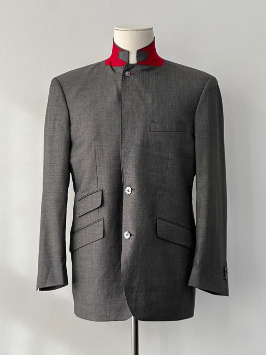 Loro Piana 1990s high neck wool blazer with contrasting collar, tailored fit, in classic beige color, front view showing details.