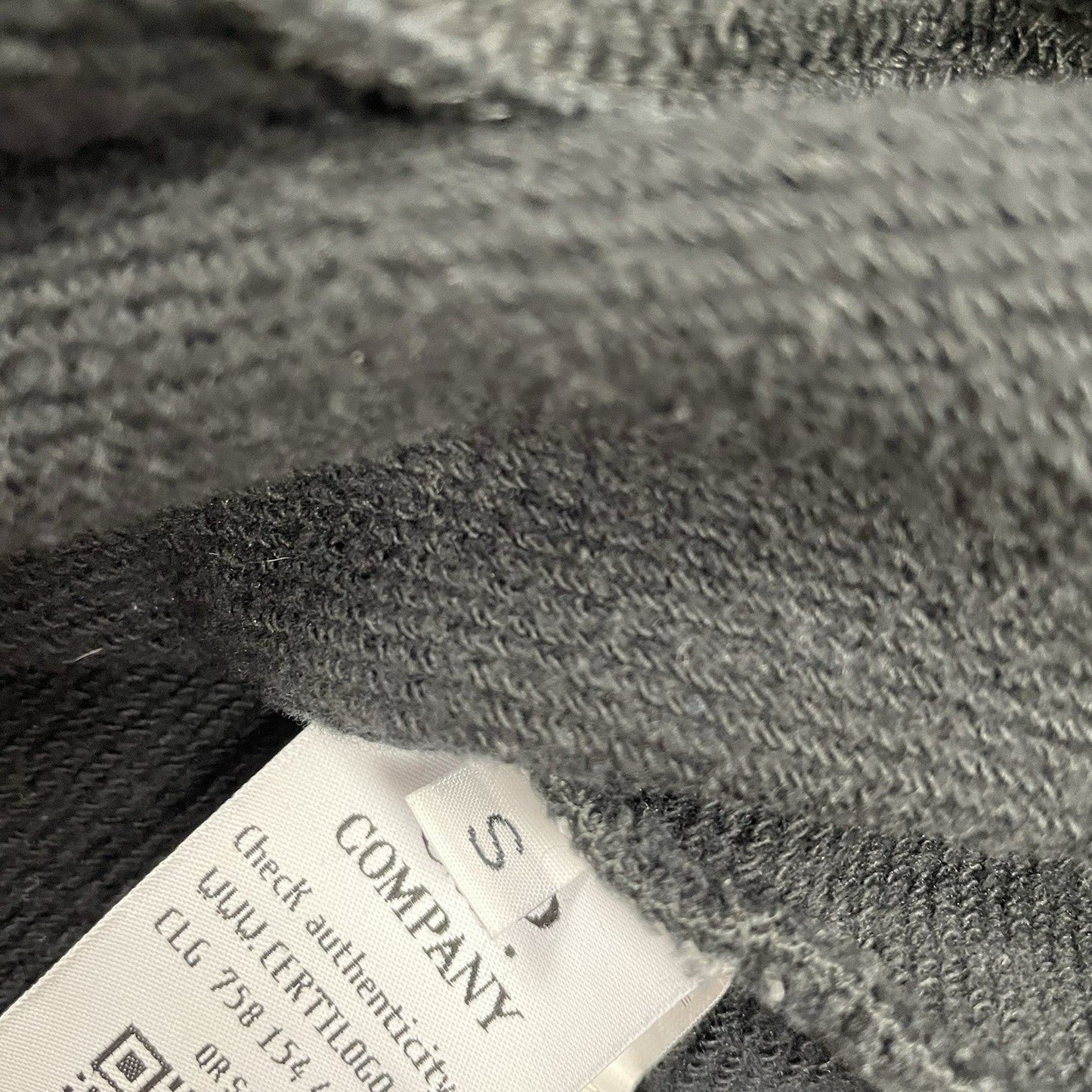 CP Company Lens Sweatshirt, Size Small | C.p. company, Black
