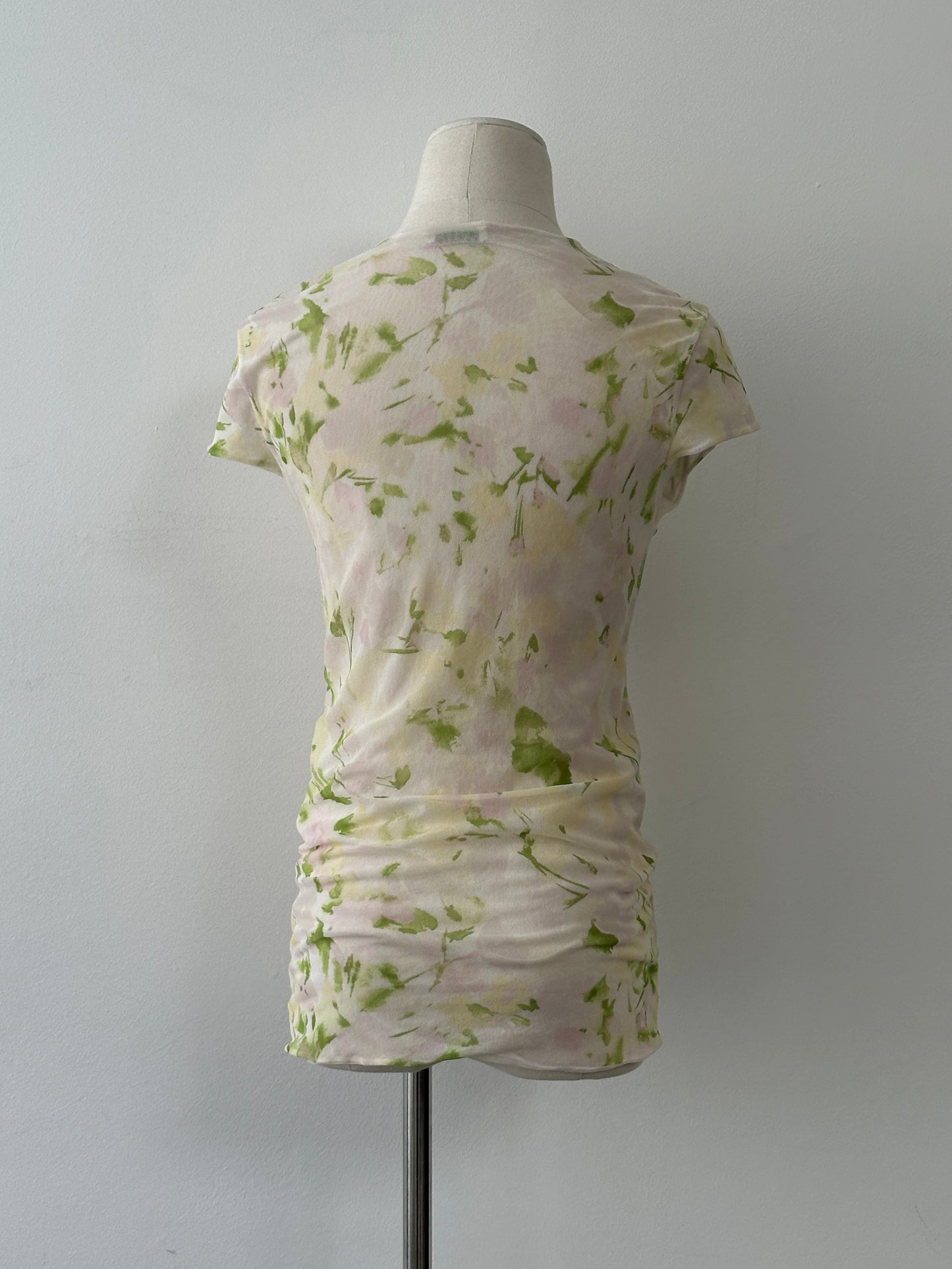 Italian Vintage 2000s Floral Fitted V Neck Top - M