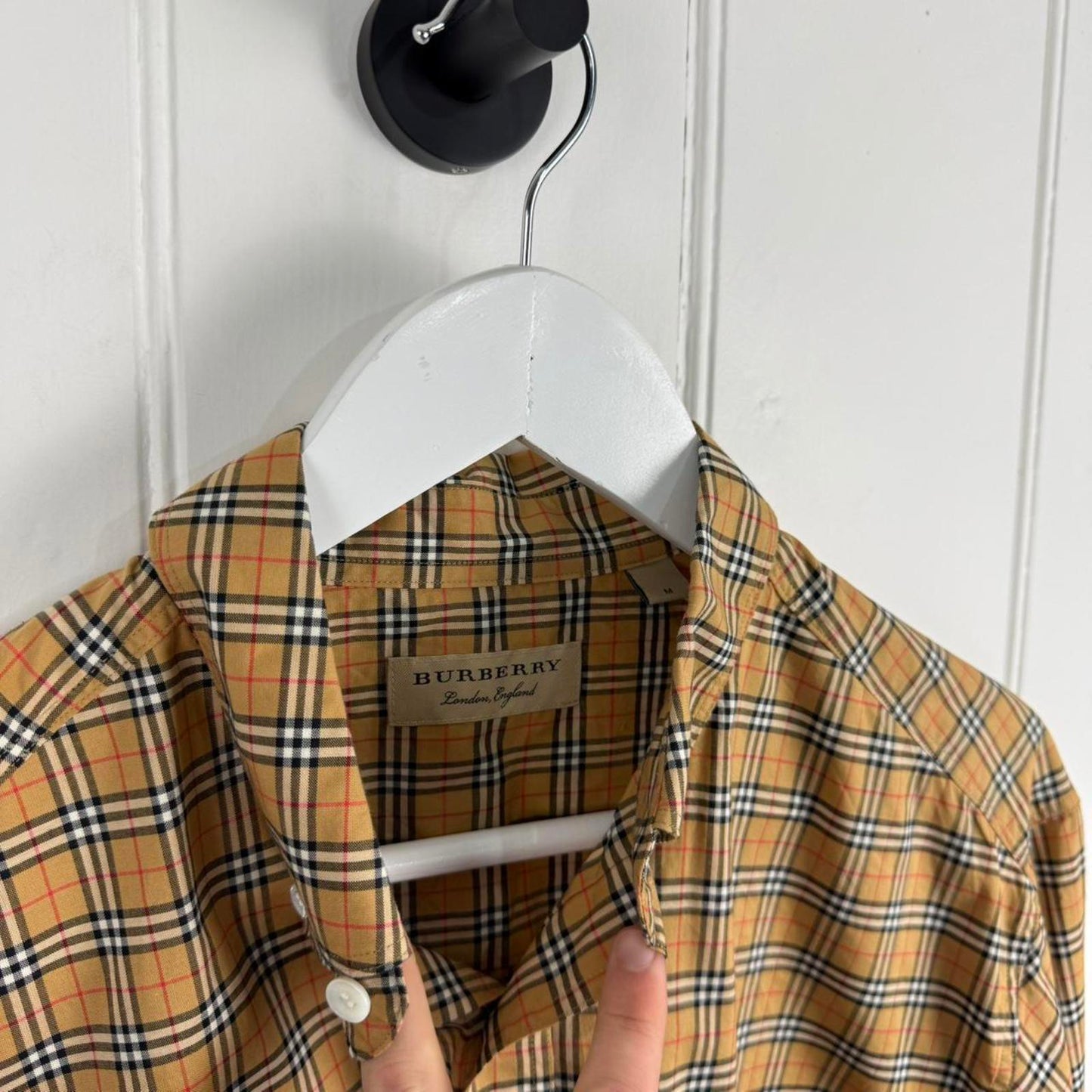 Burberry London Check Button Down Shirt Tan Nova Check (M) | Medium, Red