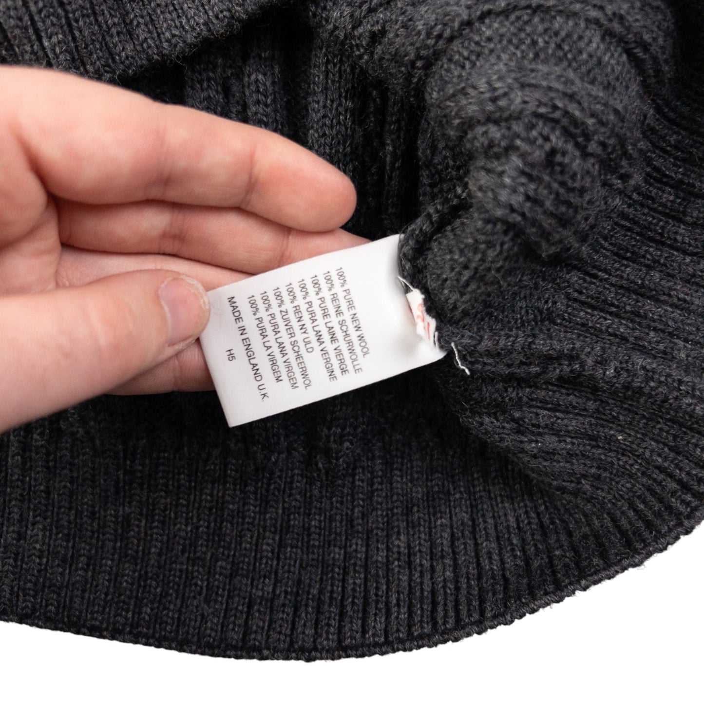 Vintage Burberry Embroidered Cable Knit Jumper Size M