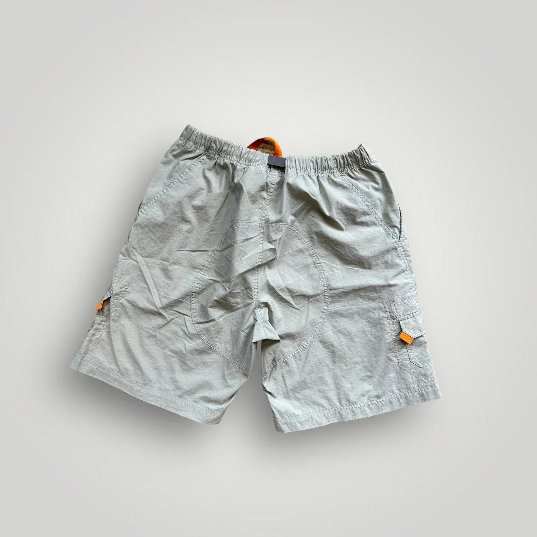 Nike ACG Early 00’s Shorts 32-34”