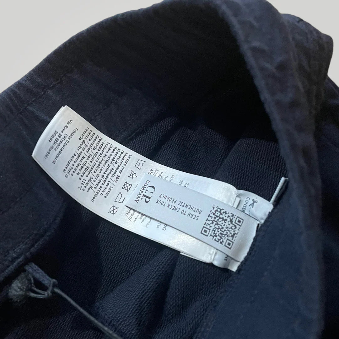 C.P. Company Lens Jogger Shorts L