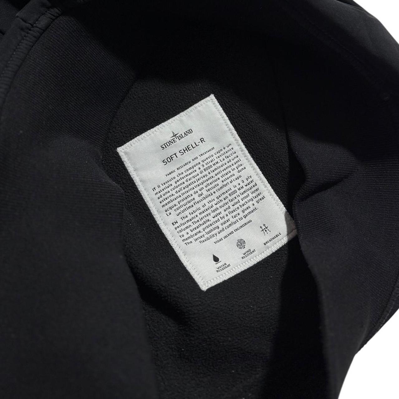 Stone Island Soft Shell-R Jacket | Small, Black