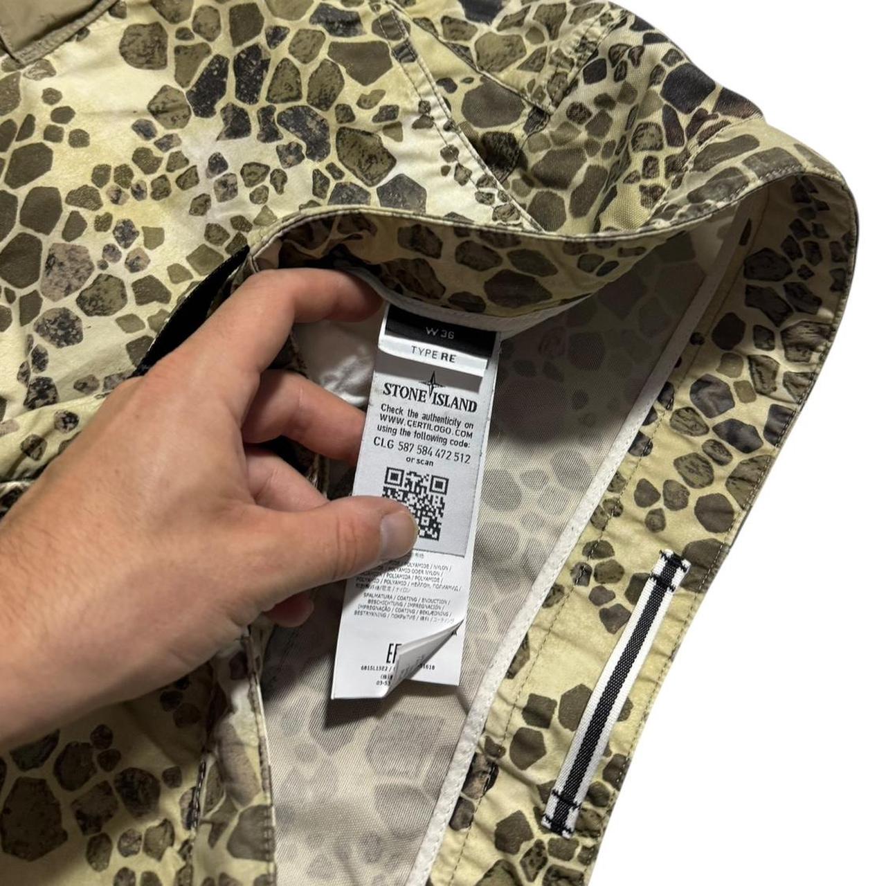 Stone Island Crocodile Camo Cargo Shorts | W36, Camo