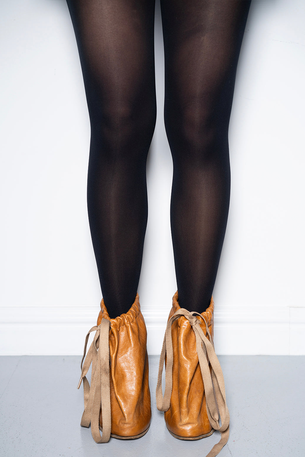 VIVIENNE WESTWOOD ANIMAL TOE SACK BOOTS (FITS EU 40) | DEFAULT TITLE, Tan