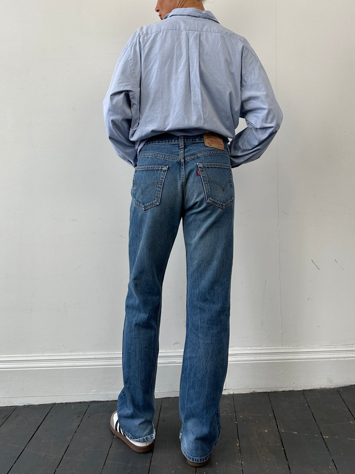 Levi’s 501 Mid Wash Distressed Straight Leg Denim Jeans - W30