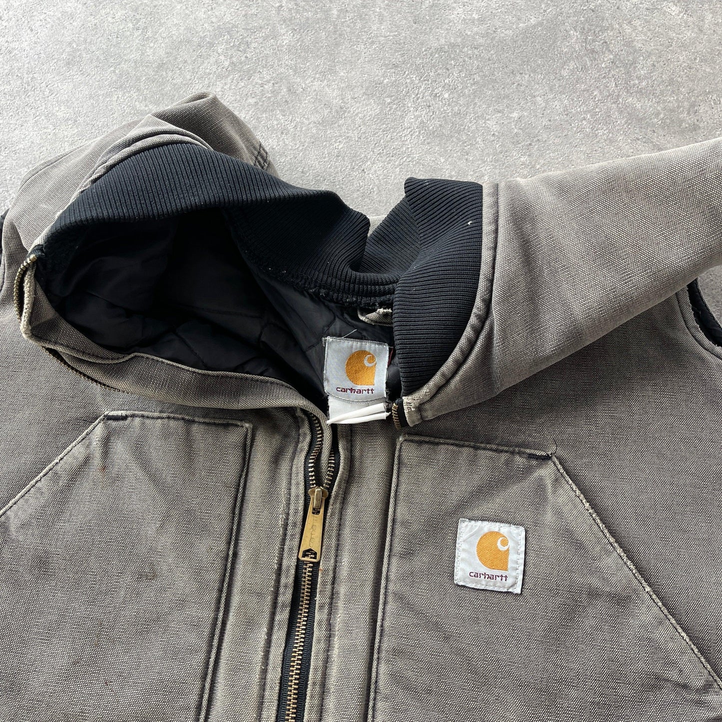 Carhartt 2000s heavyweight quilted vest jacket (XL) - Known Source