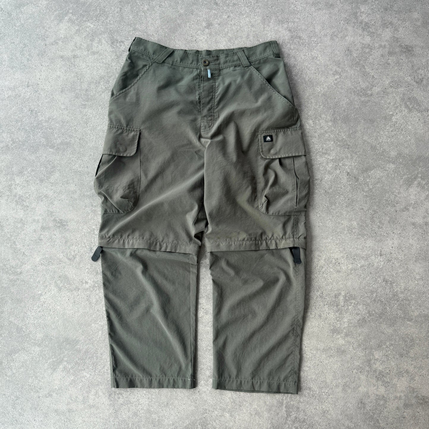 Nike ACG 2000s convertible technical cargo trousers (L)