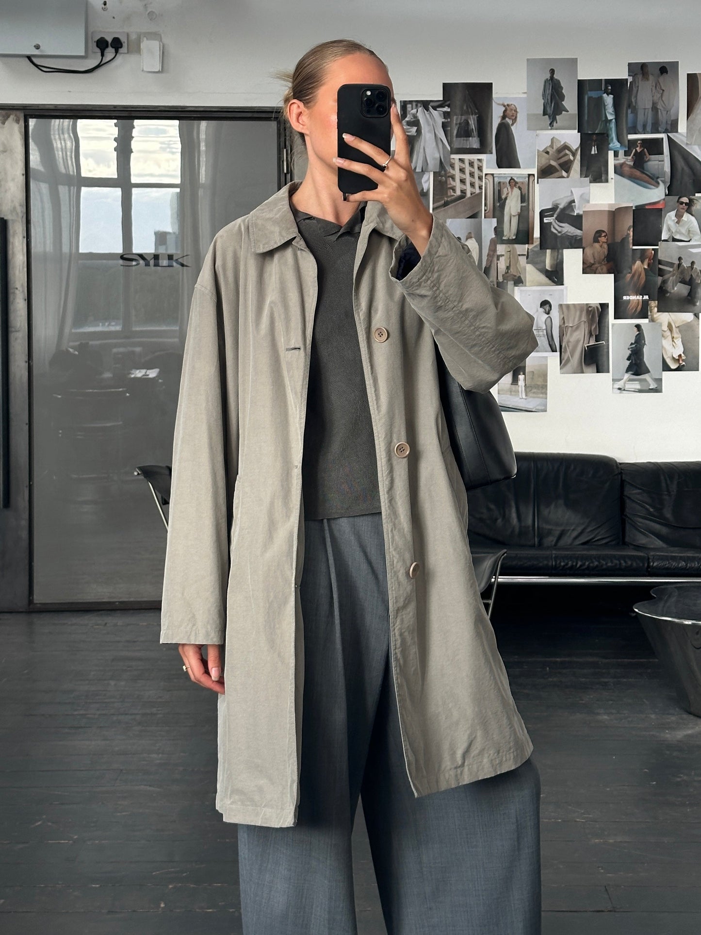Hugo Boss 2000s Single Breasted Trench Coat - L/XL