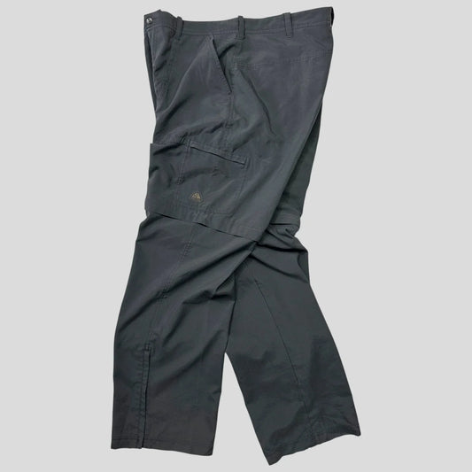 Nike ACG 00’s Zip-off Cargo Trousers + Shorts - 36