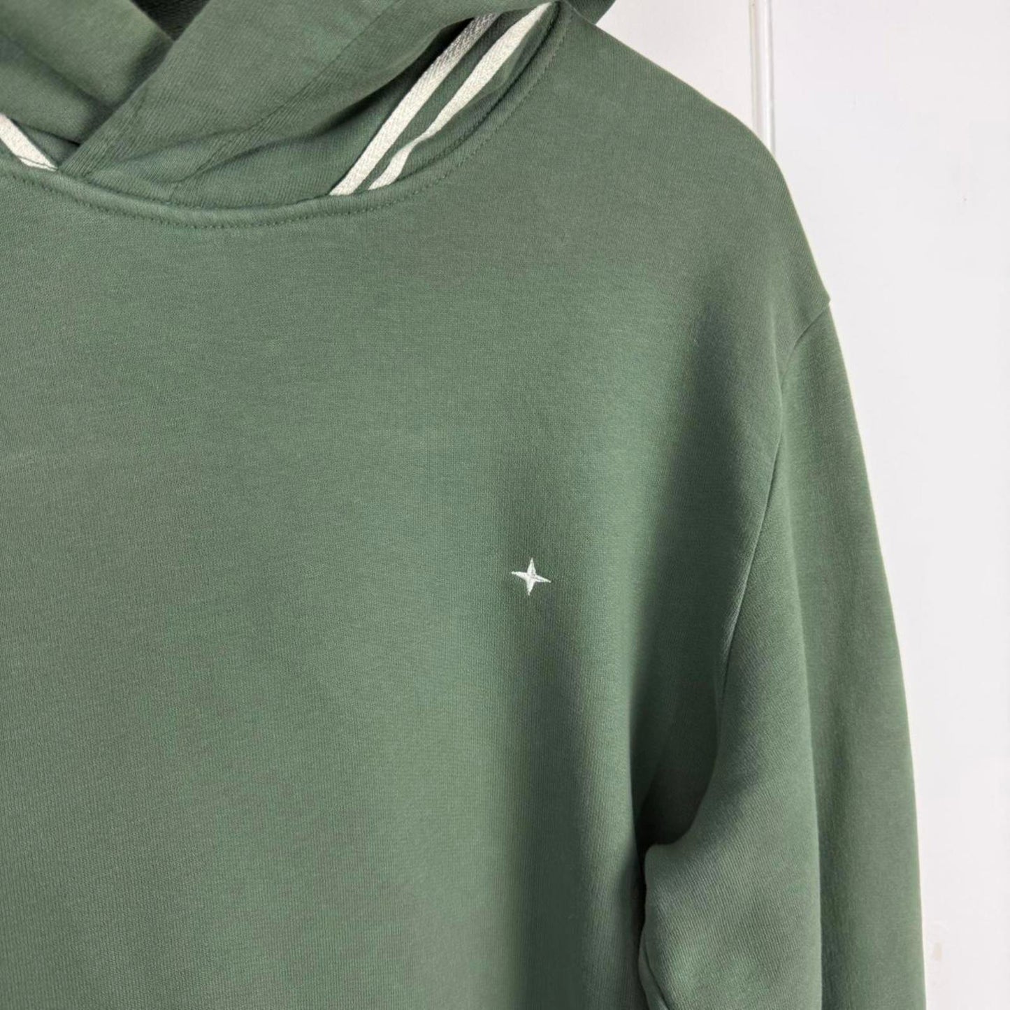 Stone Island Logo Hoodie Green (M) | Medium, Green