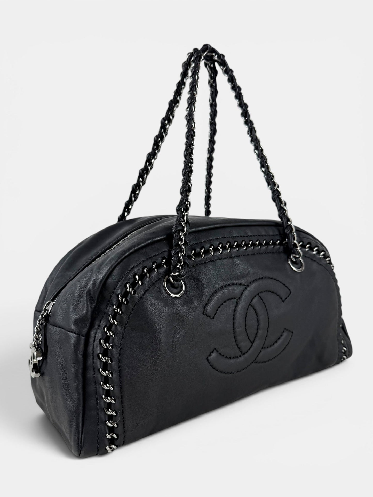 2005/2006 Chanel Luxe Ligne Black Lambskin Bowling Bag | O/S, Multicoloured
