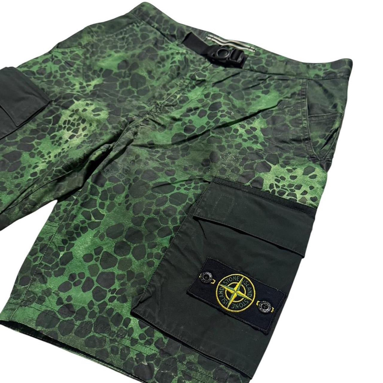 Stone Island Crocodile Camo Shorts | W32, Camo