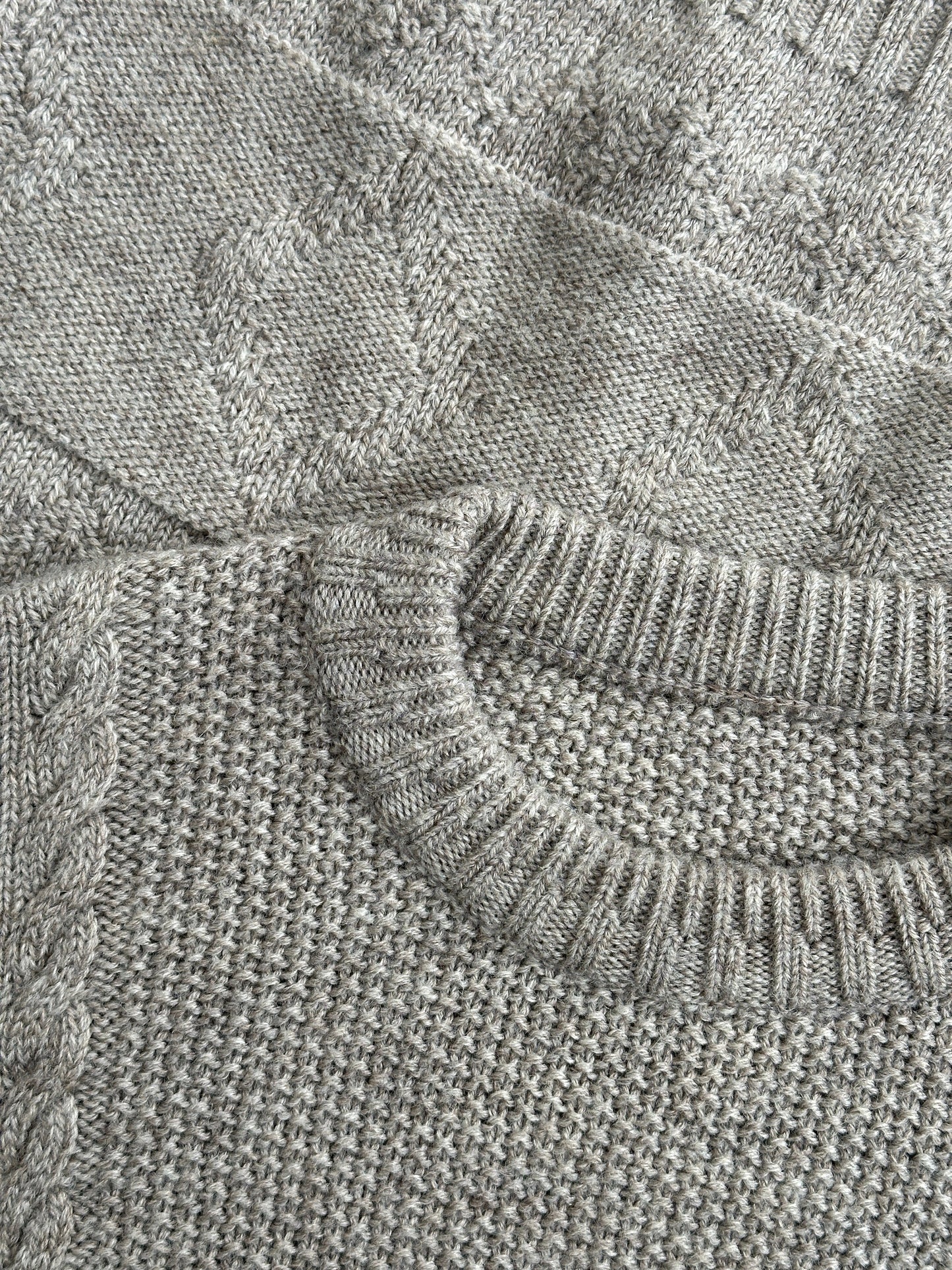 Italian Vintage 1990s Cable Knit Jumper - XL