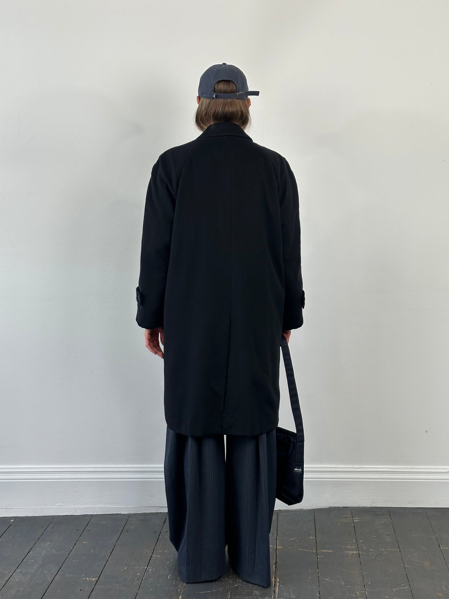 Givenchy 1990s Pure Wool Concealed Placket Coat - XL