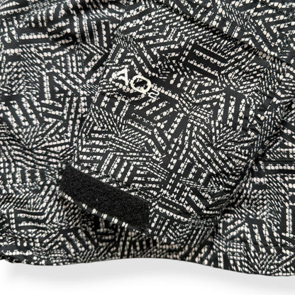 2009 Griffin x Berghaus 'Innsbruck' Jacket (M) | Default Title, Black and White