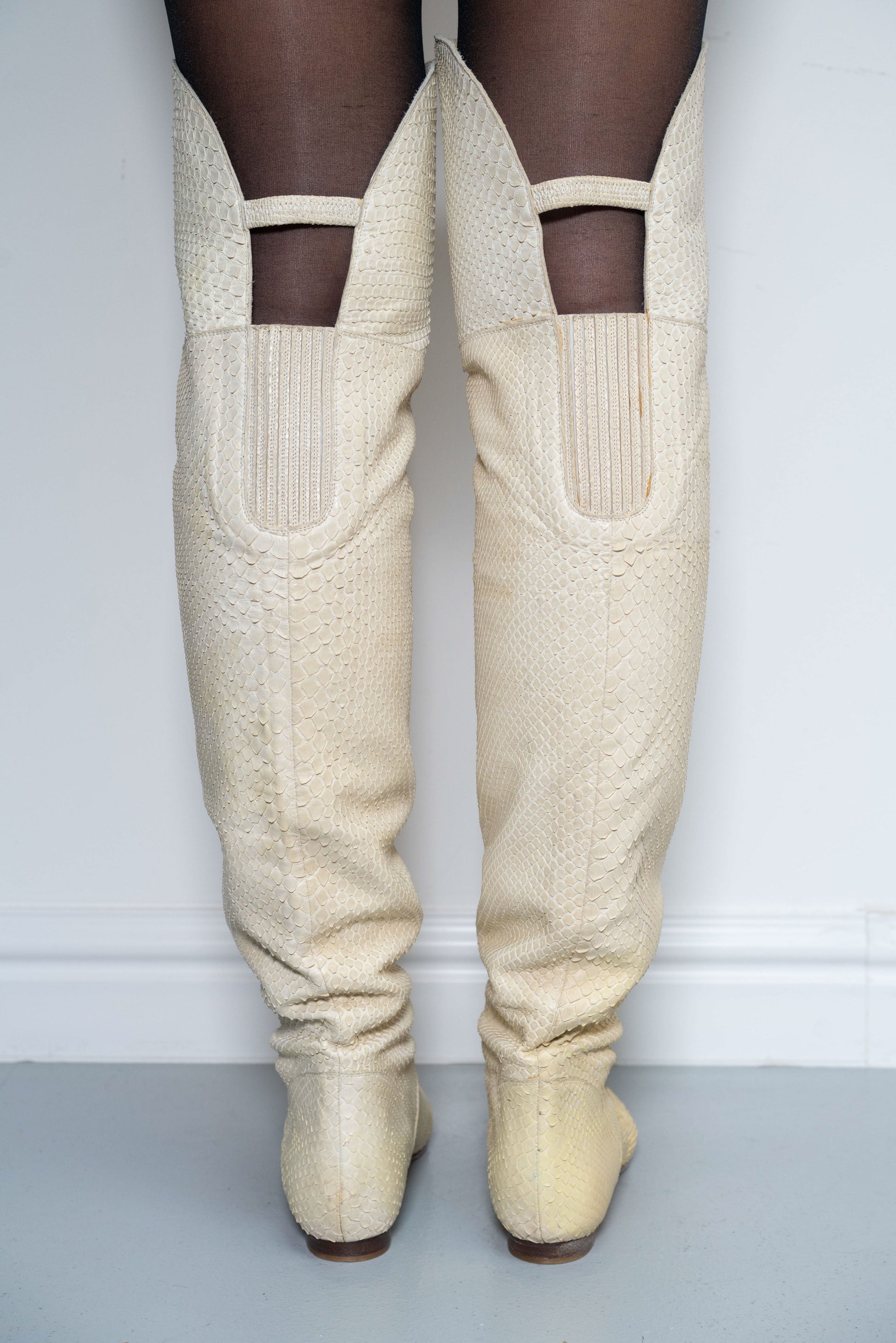 CHLOE SNAKESKIN BOOTS (EU 36) | DEFAULT TITLE, Yellow