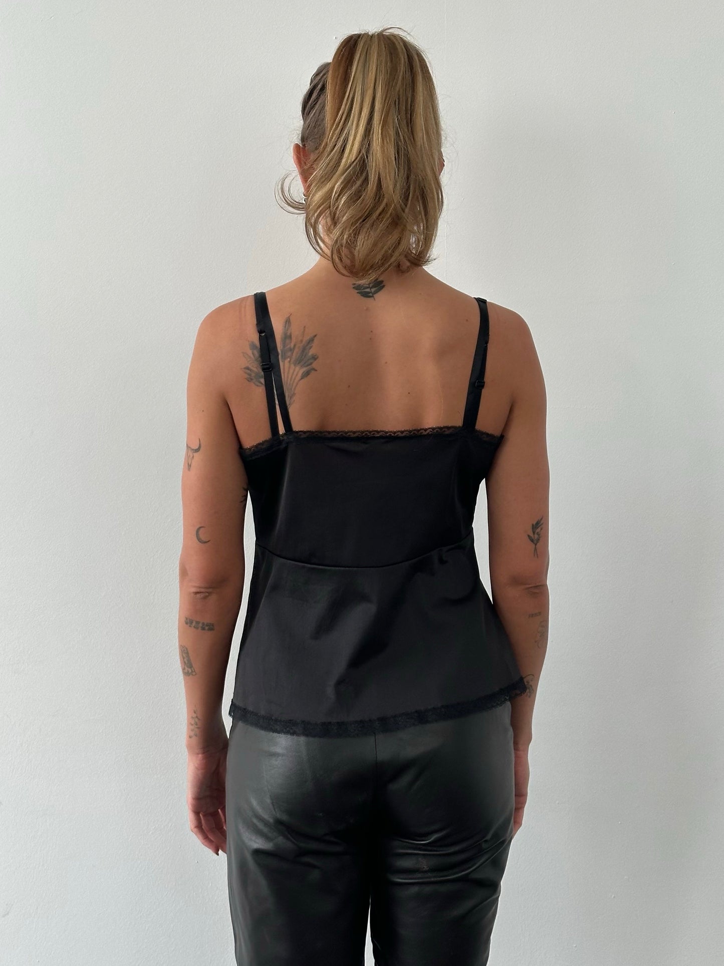 Vintage 1990s Lace Sleeveless Cami Top - M/L | M/L, Black