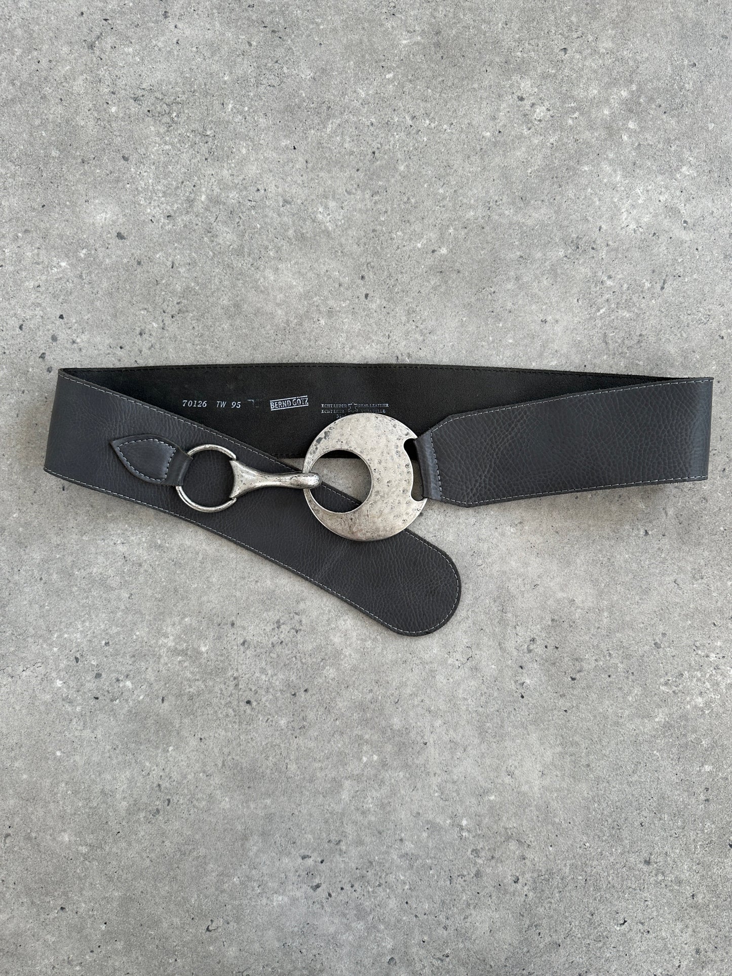 Vintage 1990s Chunky Circular Leather Belt - W35