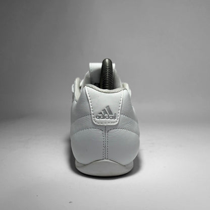 Adidas (2010)