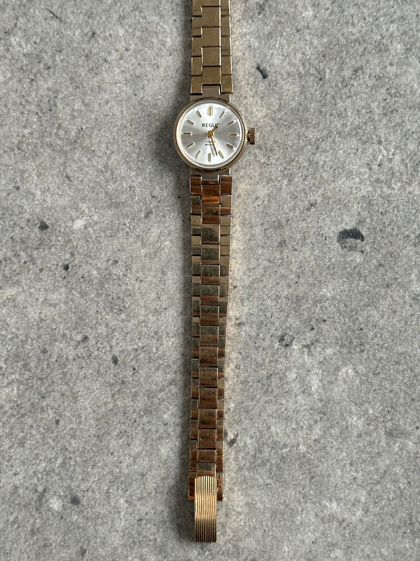 Regus 1970s Swiss Jewel Gold Tone Mechanical Watch