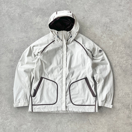 Nike ACG 2000s technical heavyweight storm fit jacket (M)